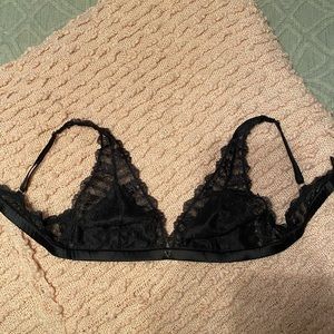 Black Victoria Secret bralette